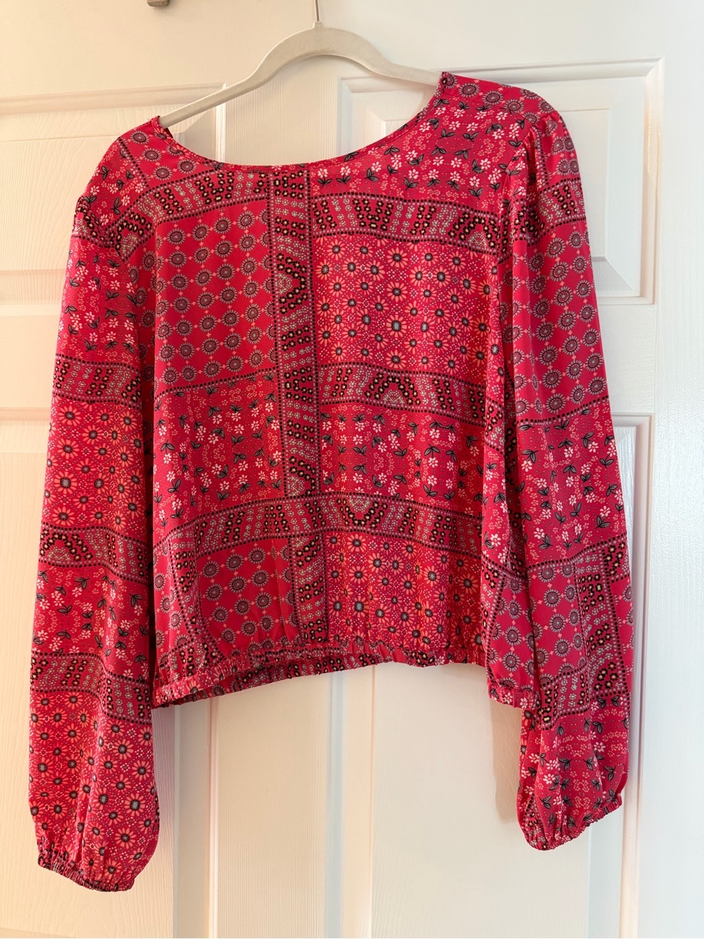 Women's Red Printed Long-Sleeve Blouse